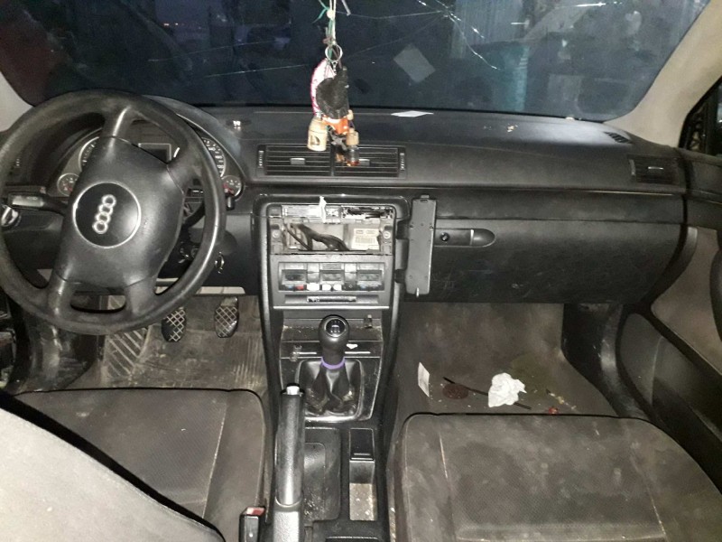 audi a4 berlina (8e) del año 2003