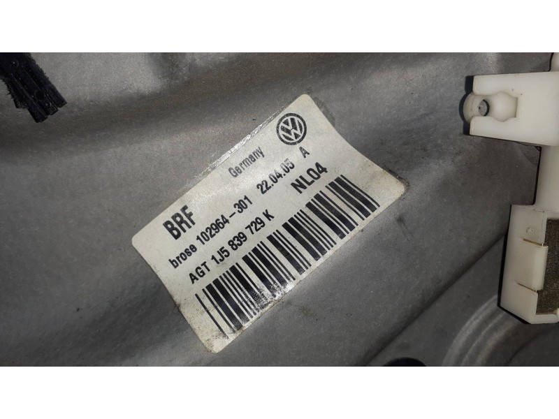 Recambio de elevalunas trasero izquierdo para volkswagen bora berlina (1j2) referencia OEM IAM 1J5839729K 1J5839755E ELECTRICO