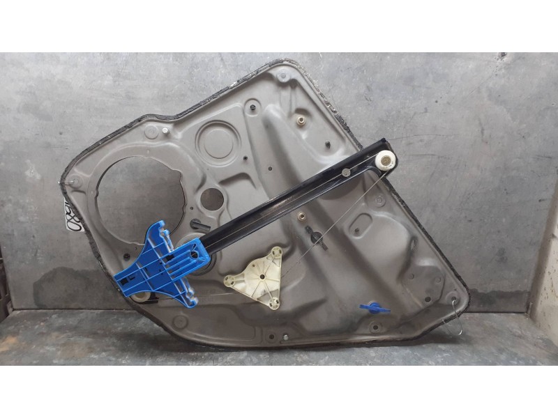 Recambio de elevalunas trasero izquierdo para volkswagen bora berlina (1j2) referencia OEM IAM 1J5839729K 1J5839755E ELECTRICO