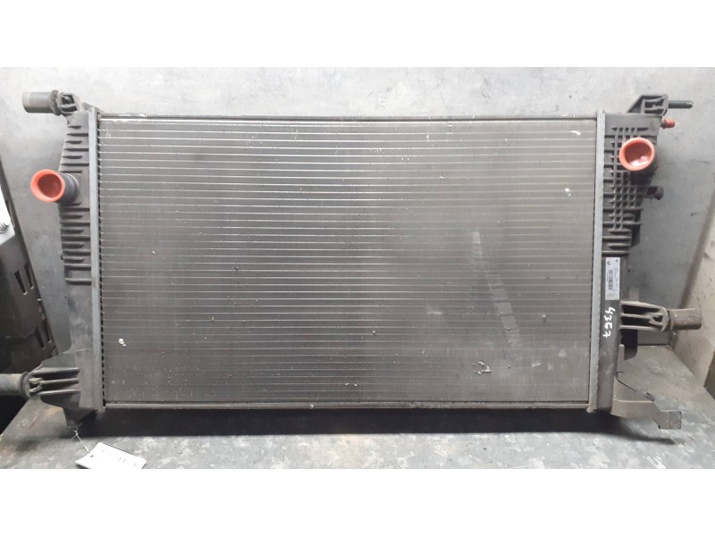 Recambio de radiador agua para renault megane iii berlina 5 p referencia OEM IAM M153387A 214105150R 