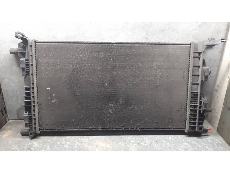 Recambio de radiador agua para renault megane iii berlina 5 p referencia OEM IAM M153387A 214105150R 