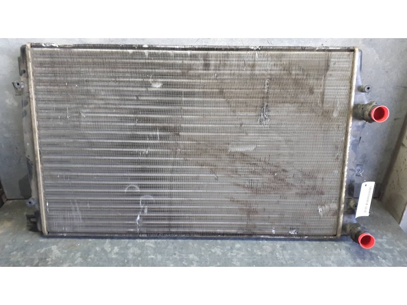 Recambio de radiador agua para nissan cabstar 09.06 referencia OEM IAM N611118010902  