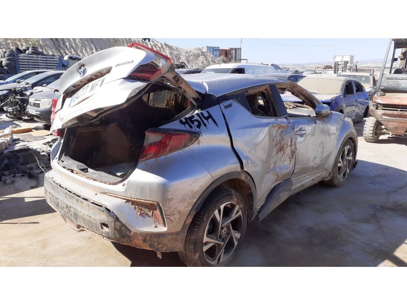 toyota c-hr del año 2023