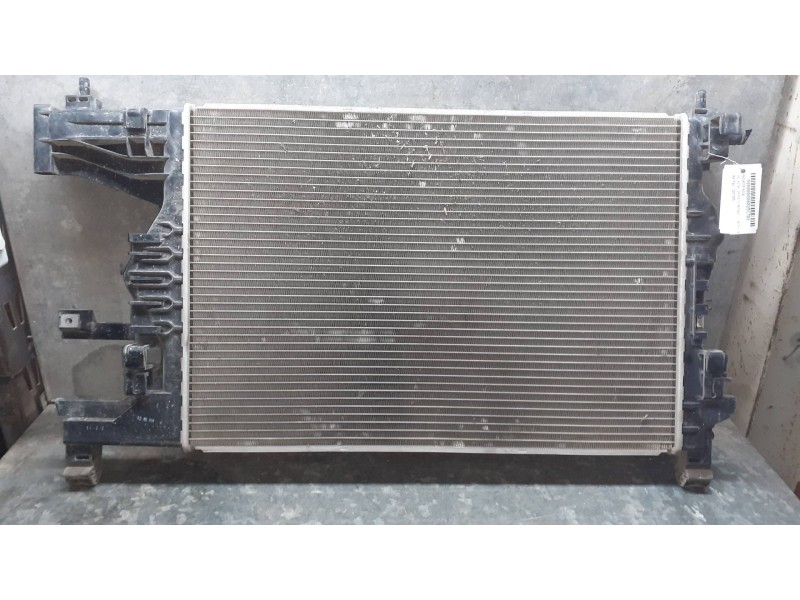 Recambio de radiador agua para opel astra j sports tourer sport referencia OEM IAM 13267655  