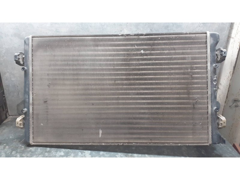 Recambio de radiador agua para volkswagen bora berlina (1j2) referencia OEM IAM 1J0121253N  