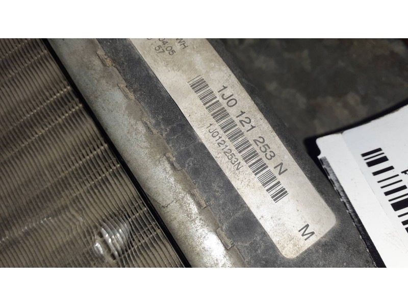 Recambio de radiador agua para volkswagen bora berlina (1j2) referencia OEM IAM 1J0121253N  