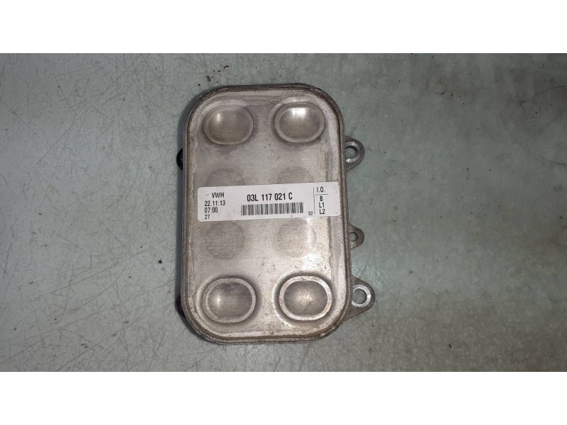 Recambio de enfriador aceite motor para audi a4 ber. (b8) basis referencia OEM IAM 03L117021C  