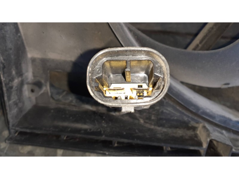 Recambio de electroventilador para citroen c4 picasso attraction referencia OEM IAM 9806313280  