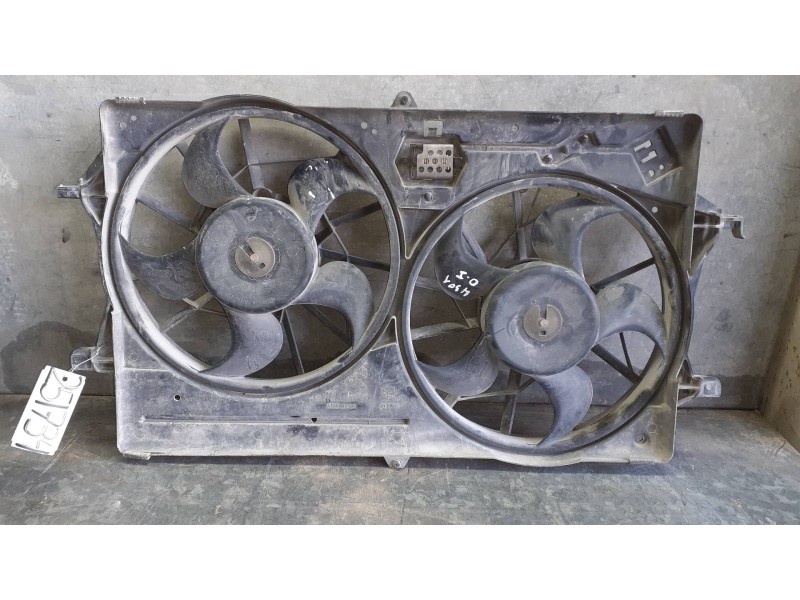 Recambio de electroventilador para ford focus berlina (cak) trend referencia OEM IAM 0130303871 98AB8C607DL 