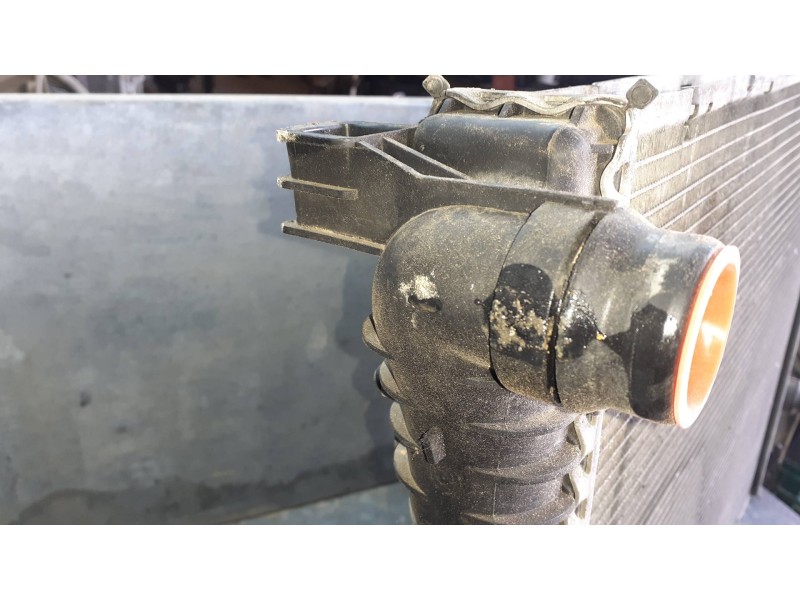 Recambio de radiador agua para volkswagen touareg (7la) referencia OEM IAM 7L6121253A  