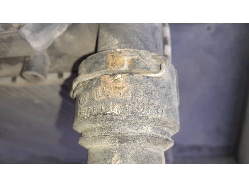 Recambio de radiador agua para seat leon (1m1) referencia OEM IAM 1J0121619  