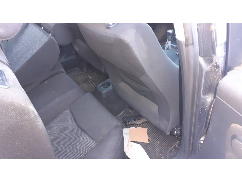 seat ibiza (6l1) del año 2005