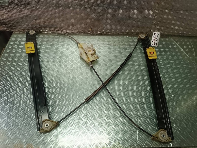 Recambio de elevalunas delantero derecho para volkswagen touareg (7la) referencia OEM IAM 7L0837462F  ELECTRICO