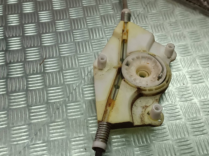 Recambio de elevalunas delantero derecho para volkswagen touareg (7la) referencia OEM IAM 7L0837462F  ELECTRICO