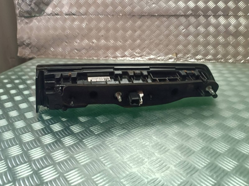 Recambio de piloto trasero izquierdo interior para opel mokka referencia OEM IAM 9833944480  