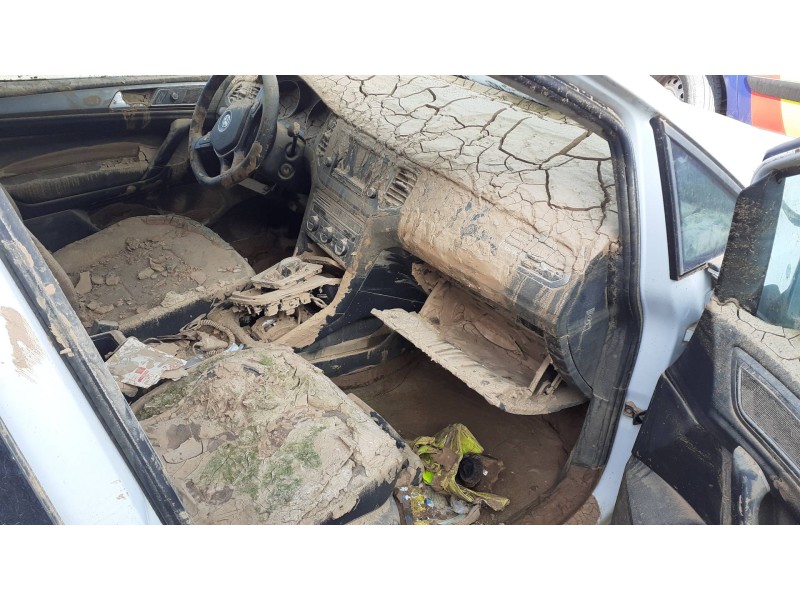 volkswagen golf vii sportsvan del año 2015