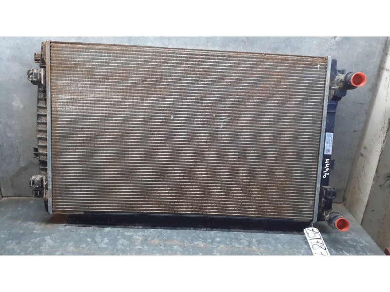 Recambio de radiador agua para volkswagen golf vii sportsvan referencia OEM IAM 5Q0121251EM M155214 