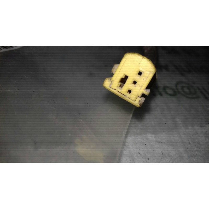 Recambio de modulo electronico para bmw serie 5 berlina (e60) 520i referencia OEM IAM 0762239030 001854895 BORNE POSITIVO