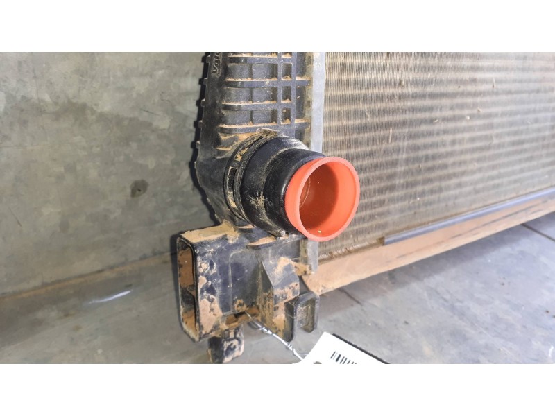 Recambio de radiador agua para volkswagen golf vii lim. referencia OEM IAM 5Q0121251EB  