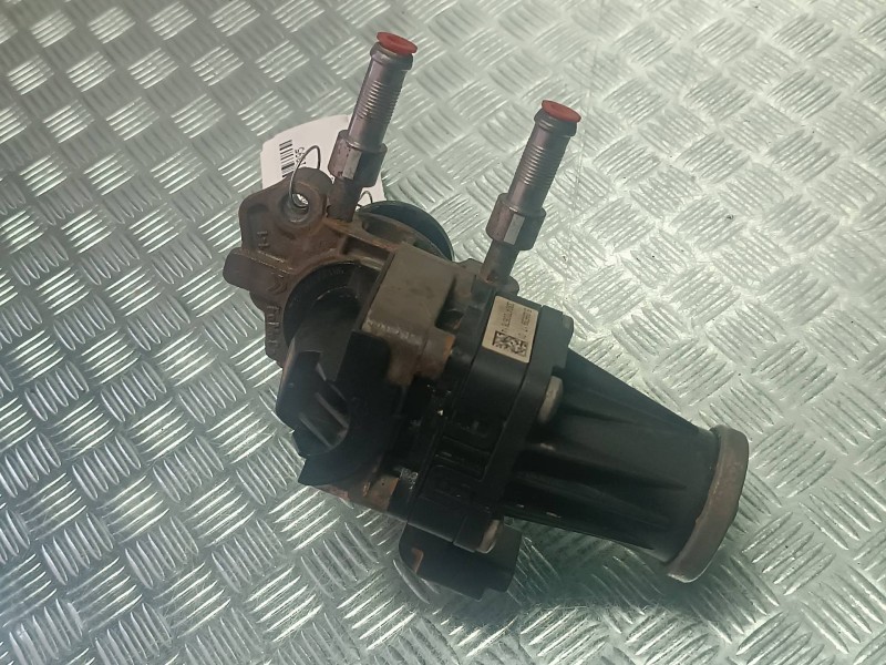 Recambio de valvula egr para ford focus referencia OEM IAM 50563917  5 PINES