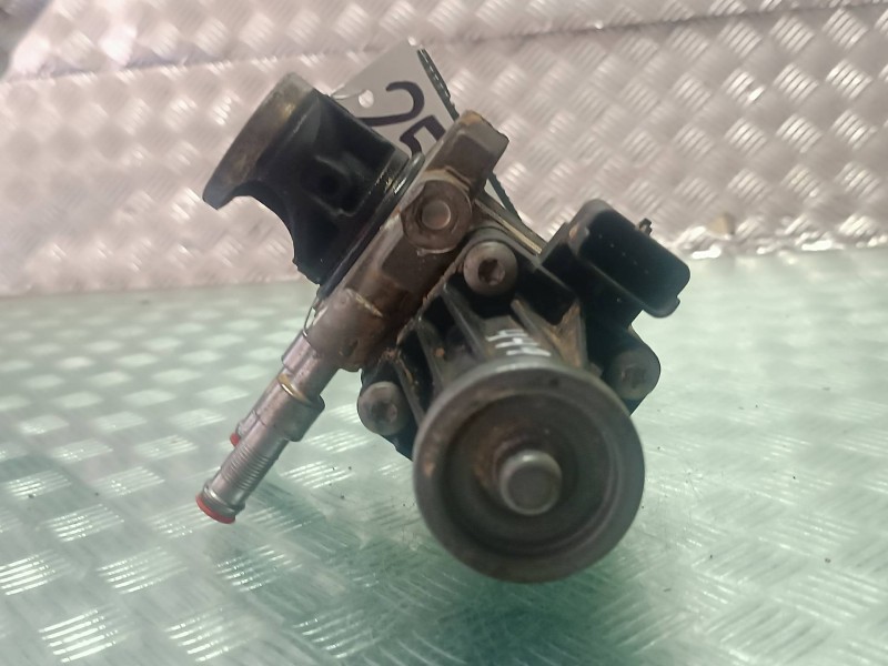 Recambio de valvula egr para ford focus referencia OEM IAM 50563917  5 PINES