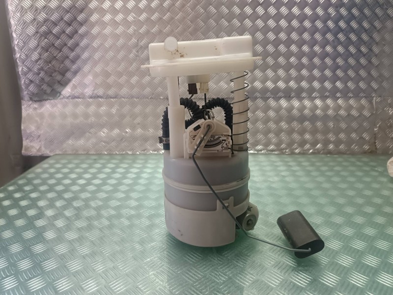 Recambio de aforador para nissan pulsar (c13) referencia OEM IAM 17401KC0B 4 PINES 201151890361