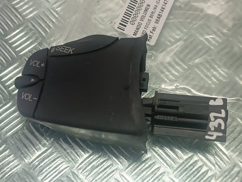 Recambio de mando volumen para ford focus berlina (cak) ambiente referencia OEM IAM 98AB14K147AC  3 PINES