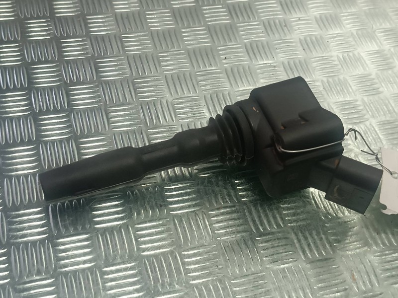 Recambio de bobina encendido para volkswagen golf vii sportsvan referencia OEM IAM 04E905110E  04E905199A