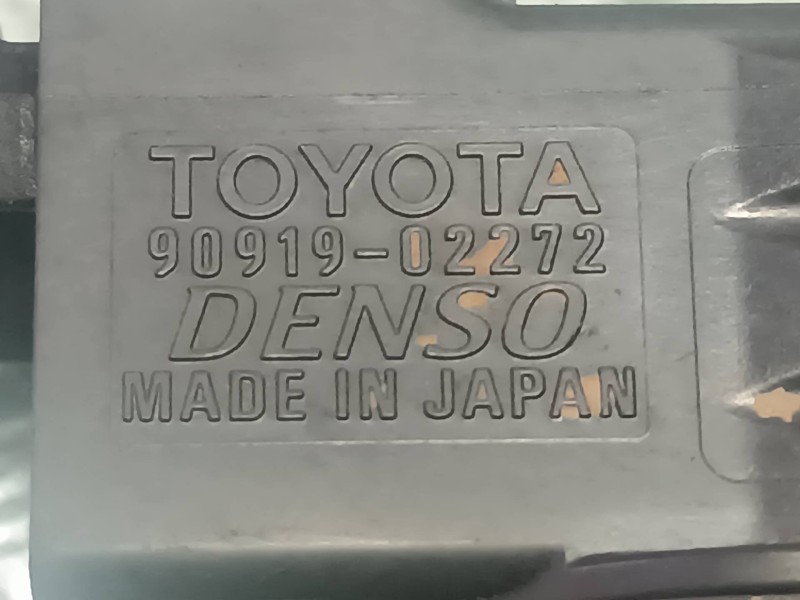 Recambio de bobina encendido para toyota c-hr referencia OEM IAM 9091902272  4 PINES
