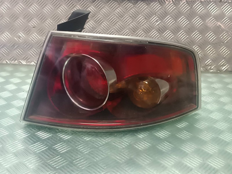 Recambio de piloto trasero derecho para seat ibiza (6l1) referencia OEM IAM 6L6945112B  4 PINES