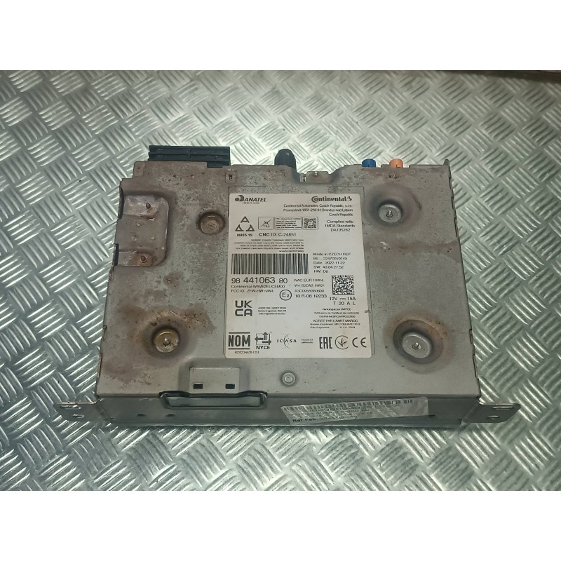 Recambio de sistema audio / radio cd para opel mokka referencia OEM IAM 9844106380  CONTINENTAL