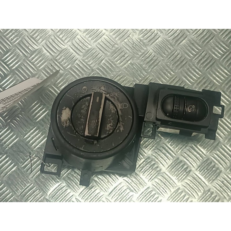 Recambio de mando luces para volkswagen touareg (7la) referencia OEM IAM 7L6858903T 527380 