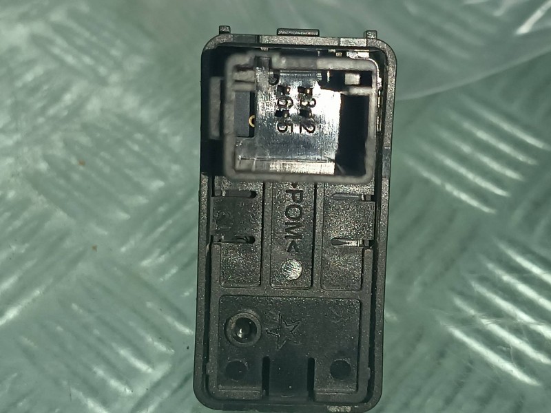 Recambio de mando elevalunas trasero derecho para peugeot expert kasten referencia OEM IAM 20125  