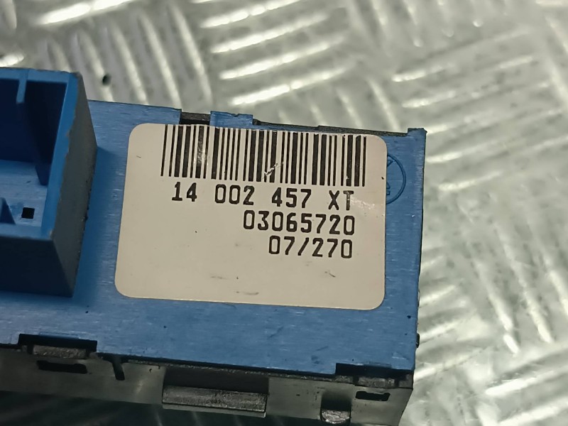 Recambio de mando bloqueo puertas para peugeot expert kasten referencia OEM IAM 14002457XT 03065720 