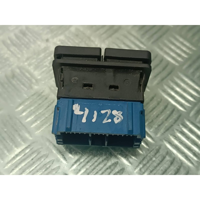 Recambio de mando regulacion faros para citroen xsara picasso 1.6 hdi 90 lx plus referencia OEM IAM   