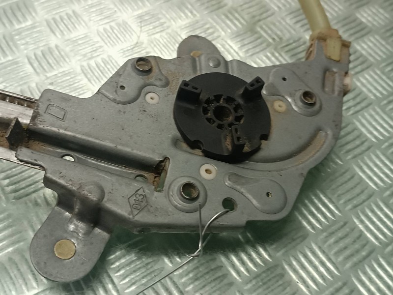 Recambio de elevalunas trasero derecho para renault laguna ii (bg0) authentique referencia OEM IAM 8200000557  ELECTRICO