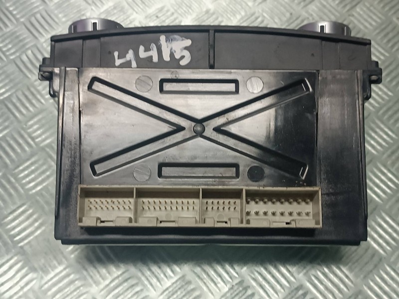 Recambio de mando calefaccion / aire acondicionado para volkswagen touareg (7la) referencia OEM IAM   