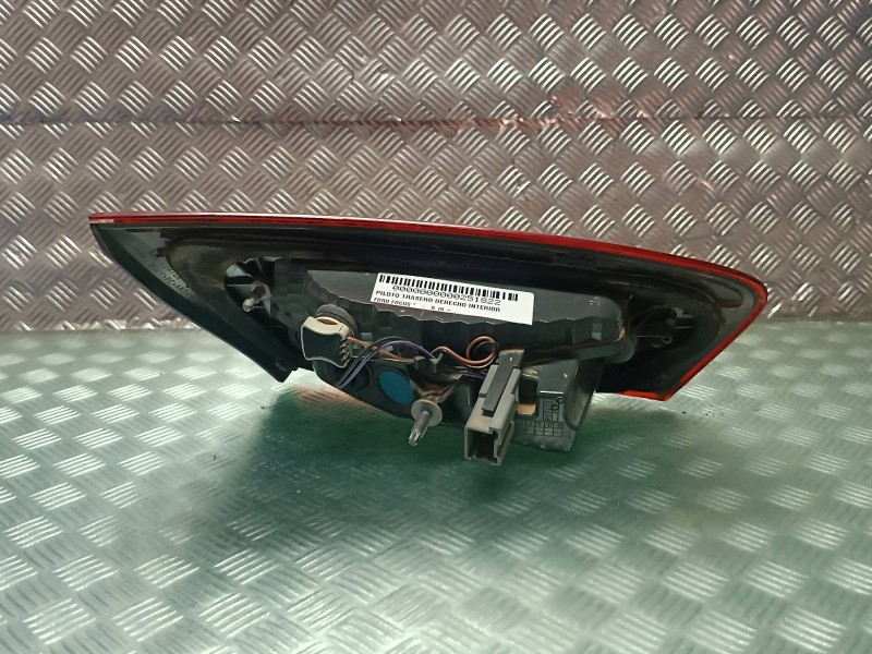 Recambio de piloto trasero derecho interior para ford focus referencia OEM IAM JX7B13A602CA  3 PINES