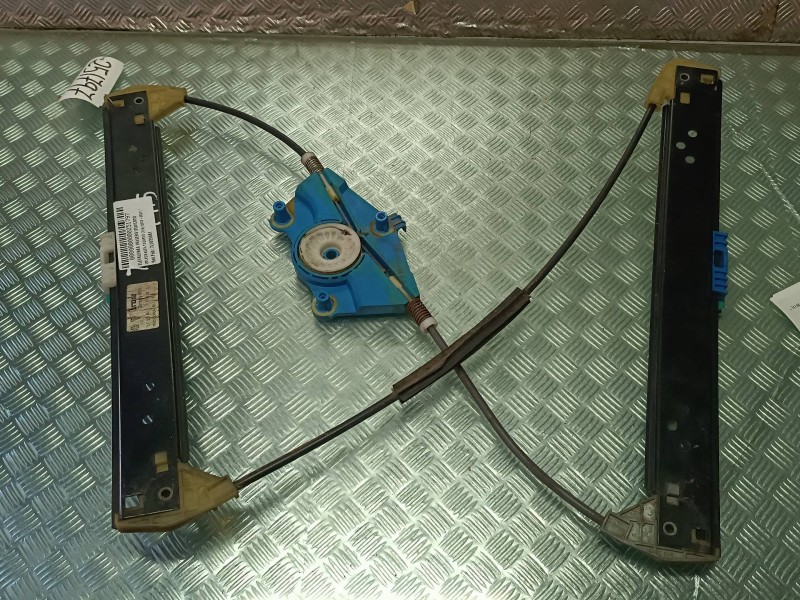 Recambio de elevalunas trasero izquierdo para volkswagen touareg (7la) referencia OEM IAM 7L0839461  ELECTRICO