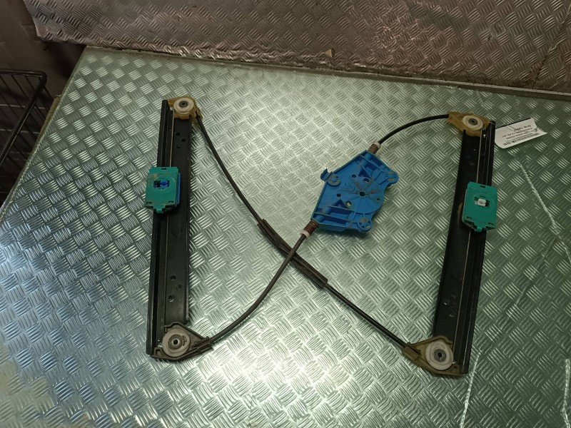 Recambio de elevalunas trasero izquierdo para volkswagen touareg (7la) referencia OEM IAM 7L0839461  ELECTRICO