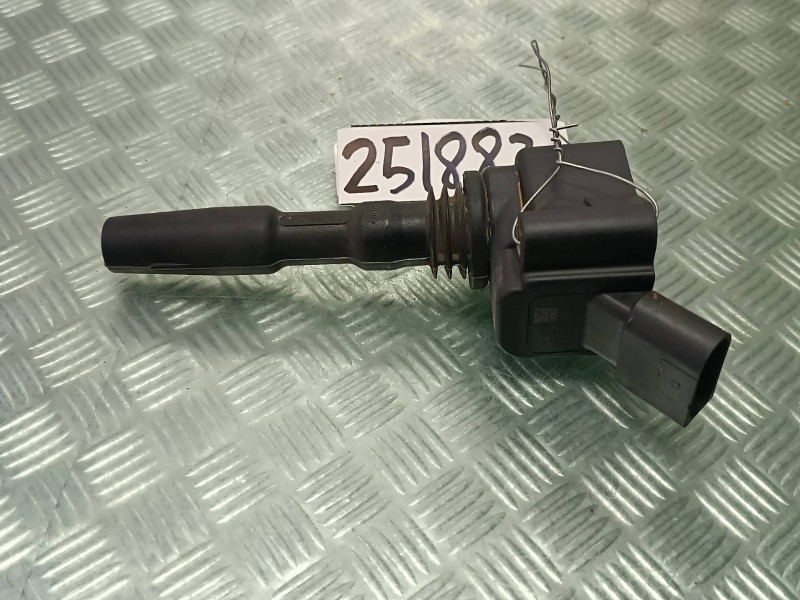 Recambio de bobina encendido para volkswagen golf vii sportsvan referencia OEM IAM 04E905110E 04E905199A 4 PINES