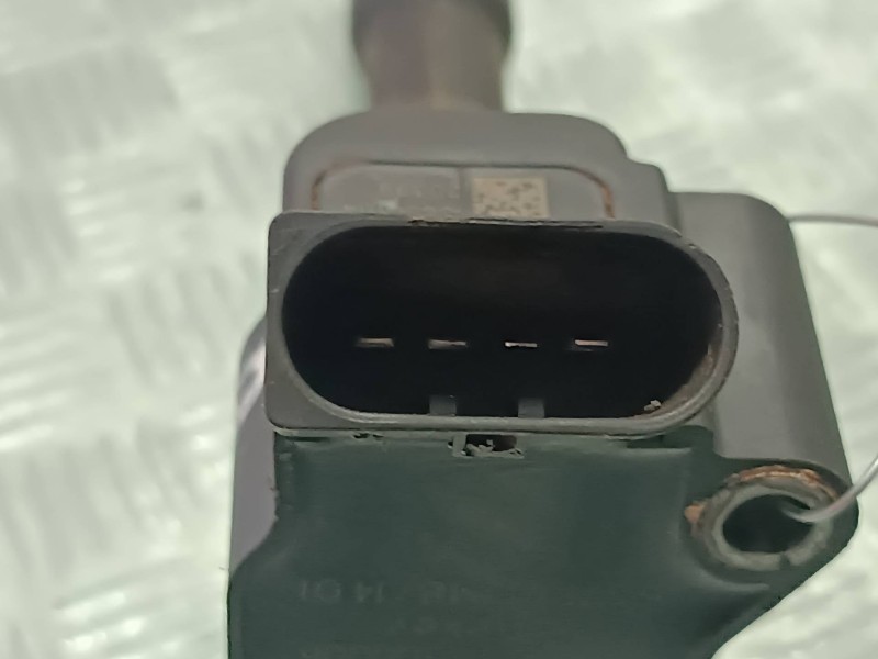 Recambio de bobina encendido para volkswagen golf vii sportsvan referencia OEM IAM 04E905110E 04E905199A 4 PINES