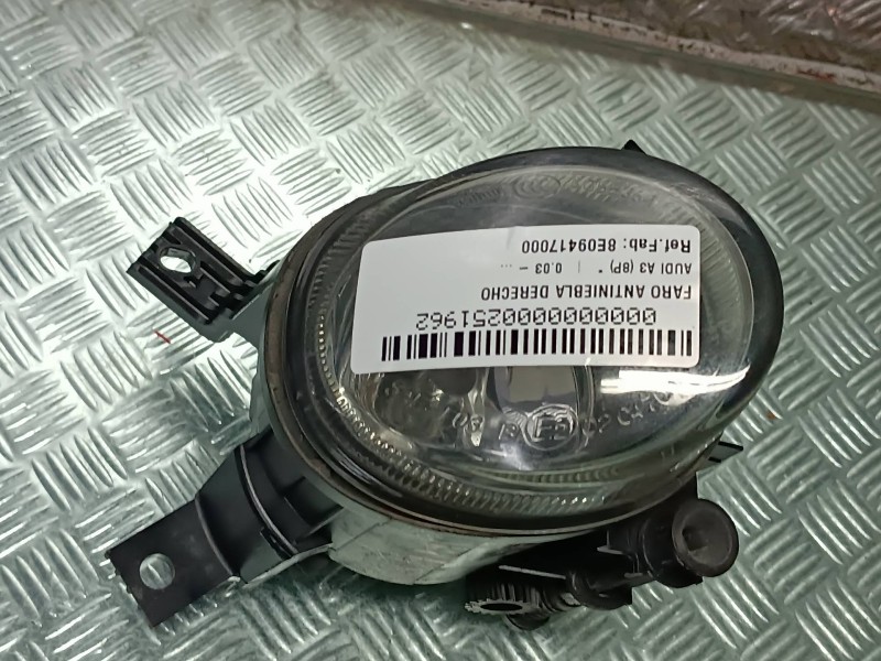 Recambio de faro antiniebla derecho para audi a3 (8p) referencia OEM IAM 8E09417000 89203962 