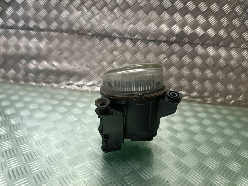 Recambio de faro antiniebla derecho para audi a3 (8p) referencia OEM IAM 8E09417000 89203962 