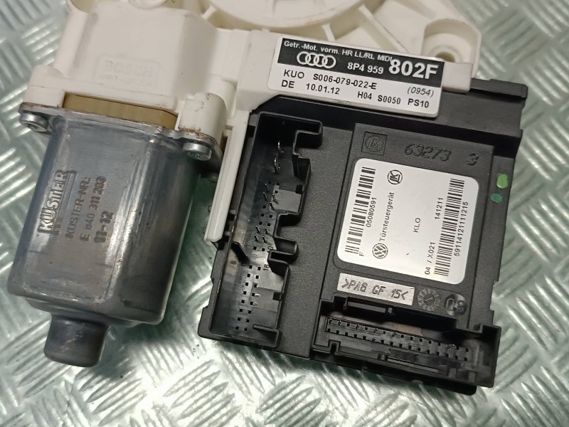 Recambio de motor elevalunas trasero derecho para audi a3 (8p) referencia OEM IAM 0130822263 8P4959802F 