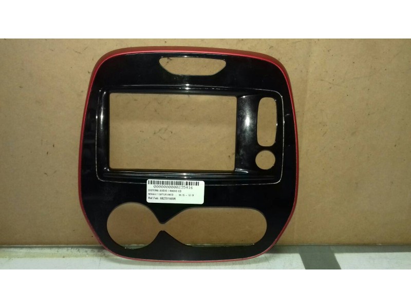 Recambio de sistema audio / radio cd para renault captur xmod referencia OEM IAM 682701605R  