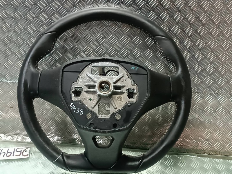 Recambio de volante para opel mokka referencia OEM IAM 98356600YX 34334199B 