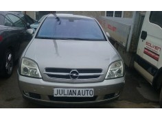 opel vectra c berlina del año 2003