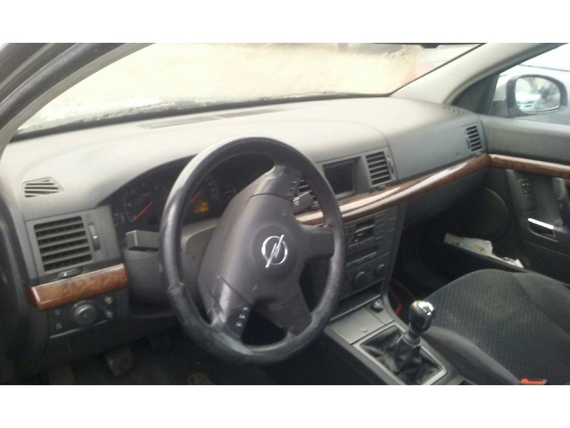 opel vectra c berlina del año 2003