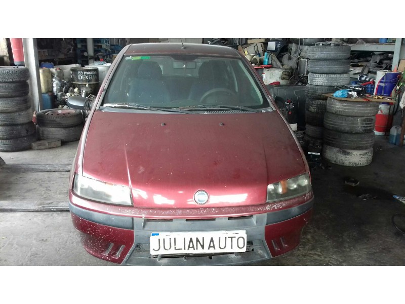 fiat punto berlina (188) del año 2001